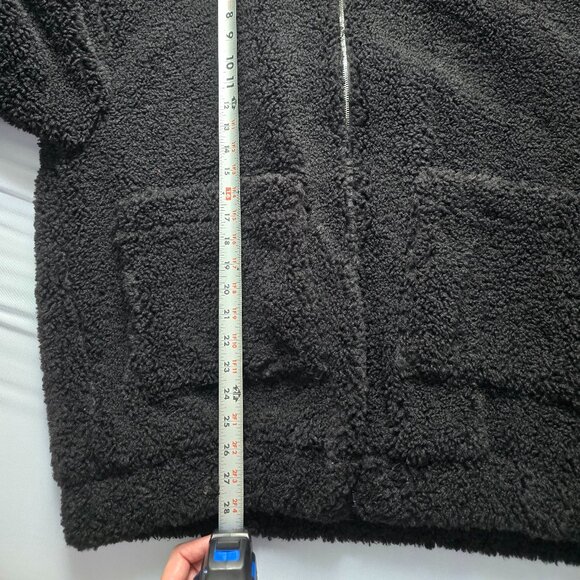 NWOT DOLLS KILL HELLO KITTY Keep it Cute Teddy Fur Jacket Size L - Picture 6 of 6